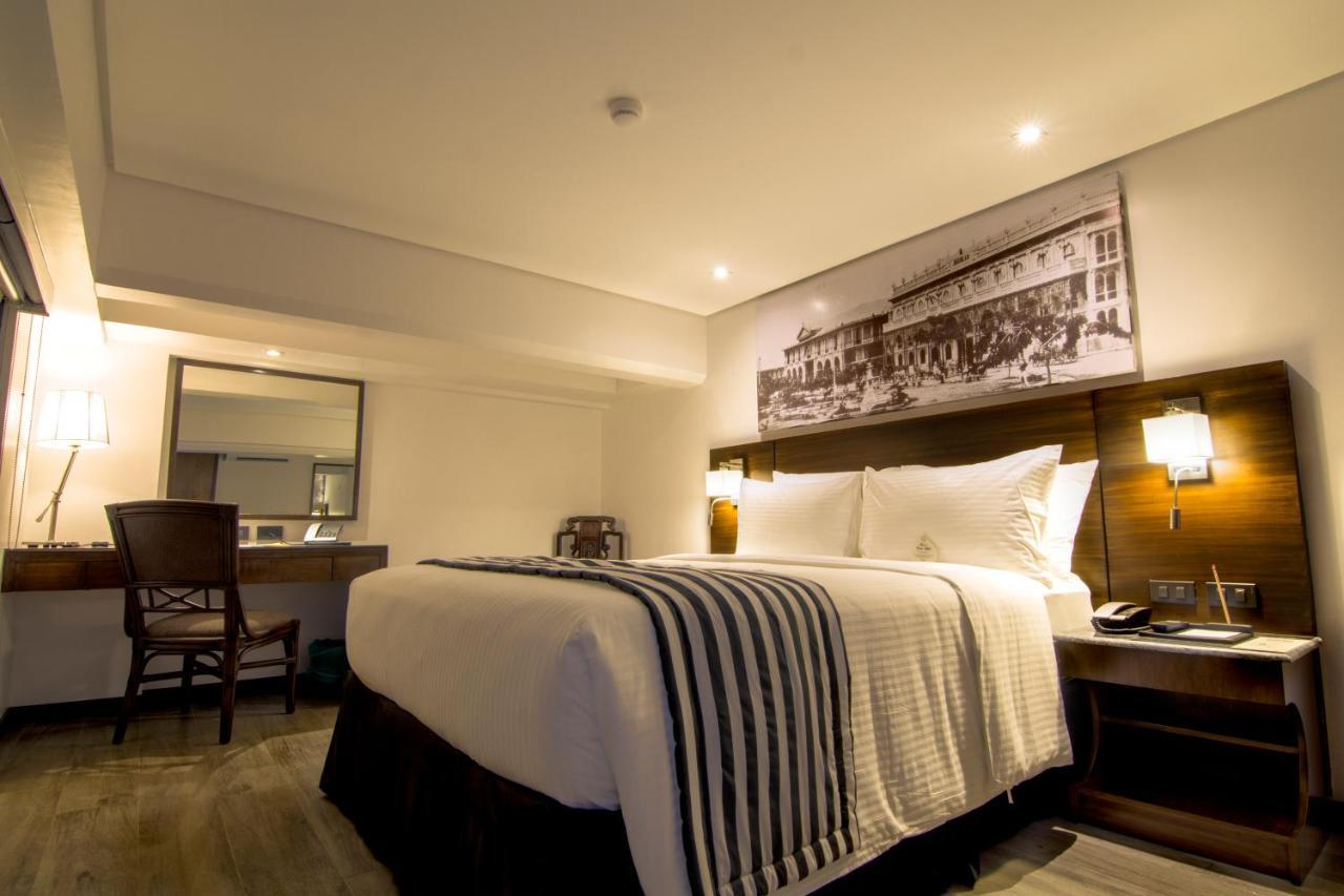 1898 Colonia En Filipinas Hotel Makati City